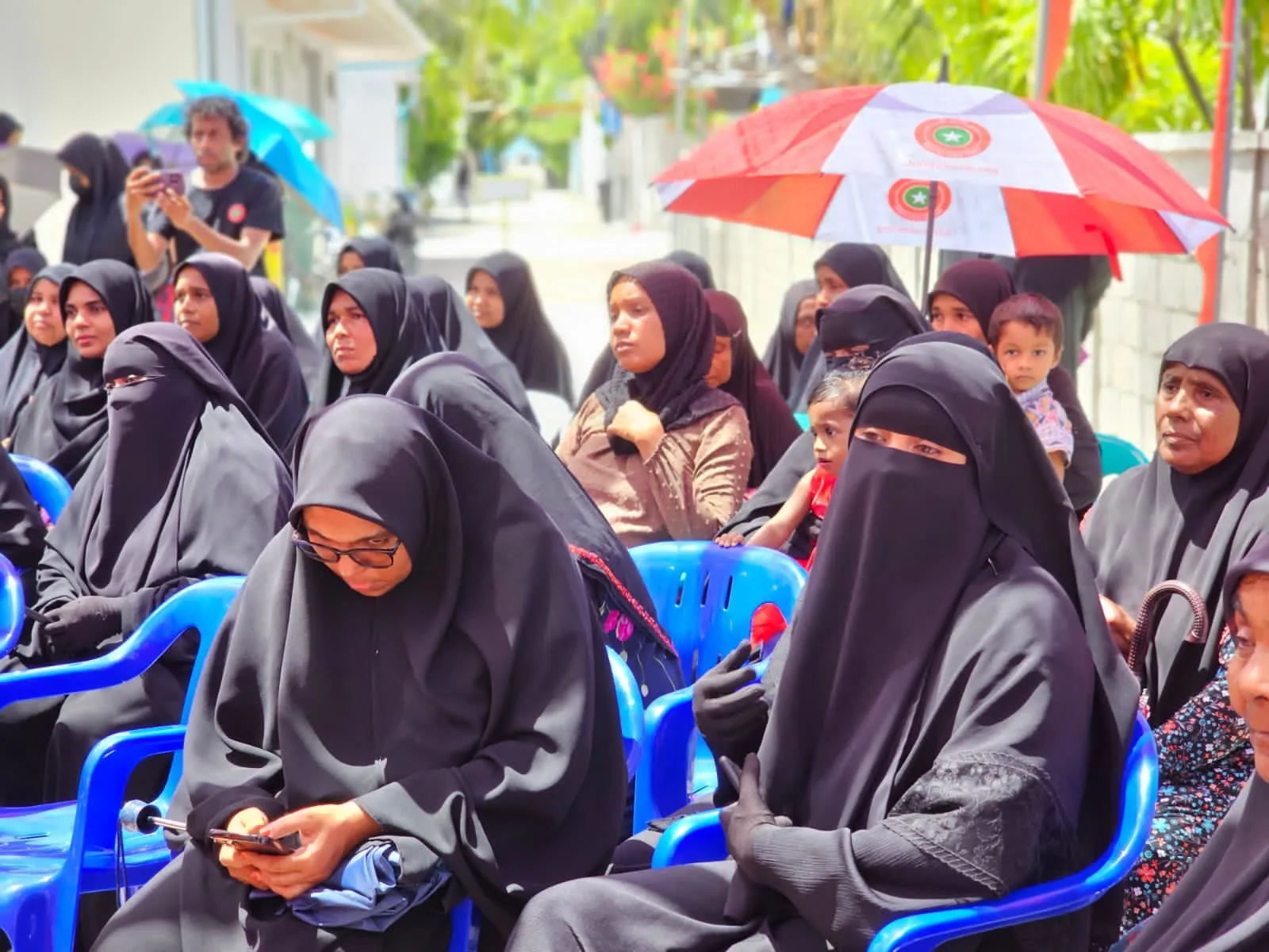 މޫނު ބުރުގާ އަޅައިގެން މަސައްކަތްކުރުމަކަށް އެއްވެސް ހުރަހެއް ނޯންނާނެ؛ އެއީ އިސްލާމީ ނަމޫނާއެއް"