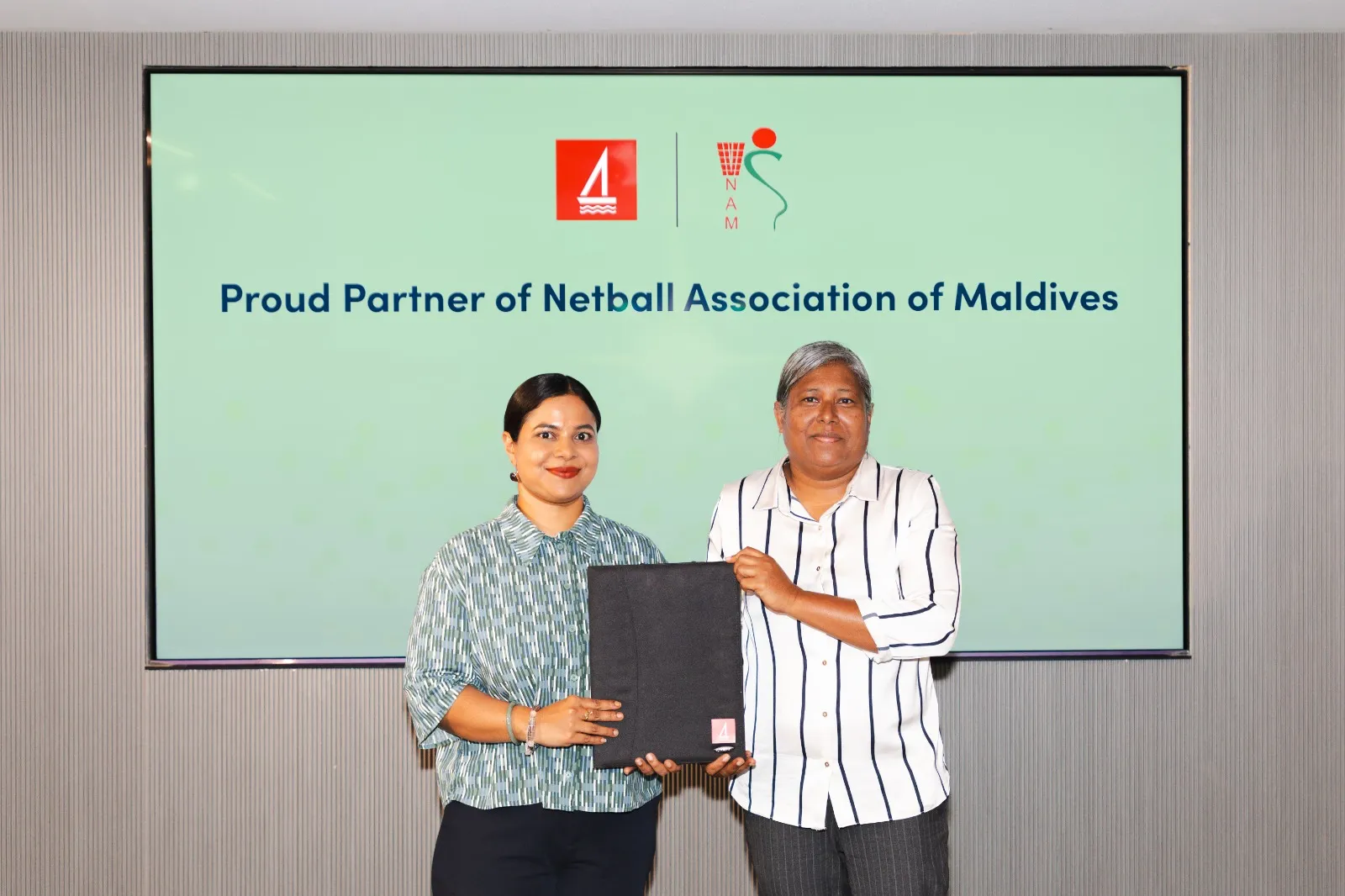 Bank of Maldives signs three-year deal to sponsor netball tournaments