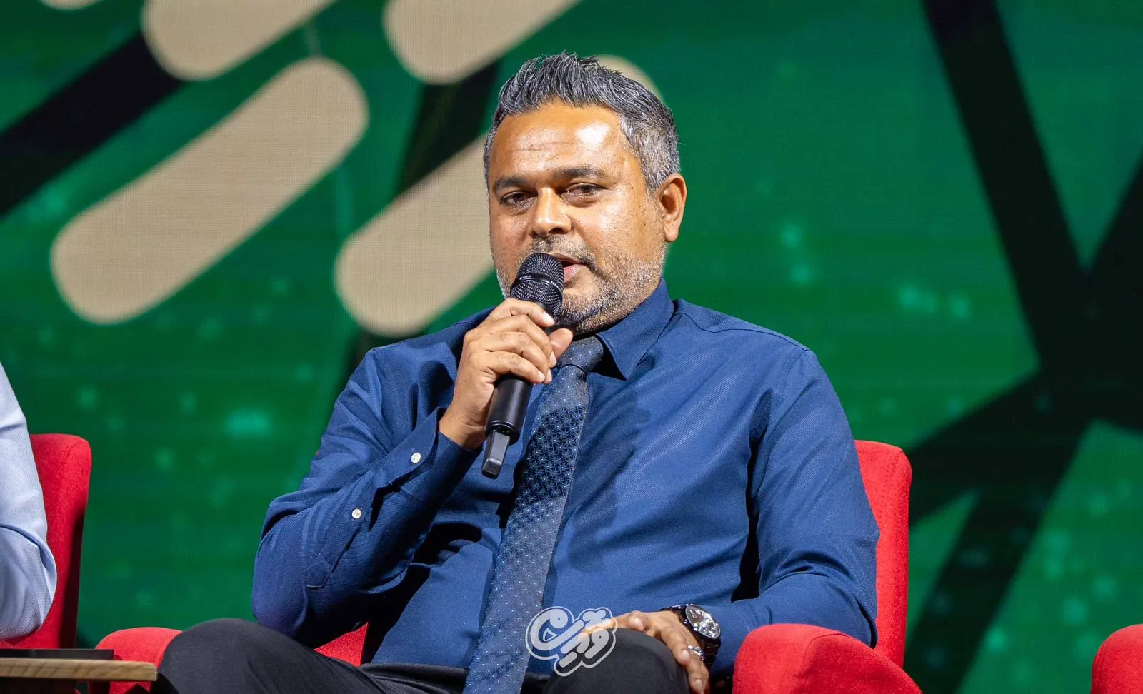 މިރޭގެ ފޯރަމްގައި މިނިސްޓަރު ޝިޔާމް ބައިވެރިވެވަޑައިގަންނަވަނީ -- ފޮޓޯ: ވޮއިސް