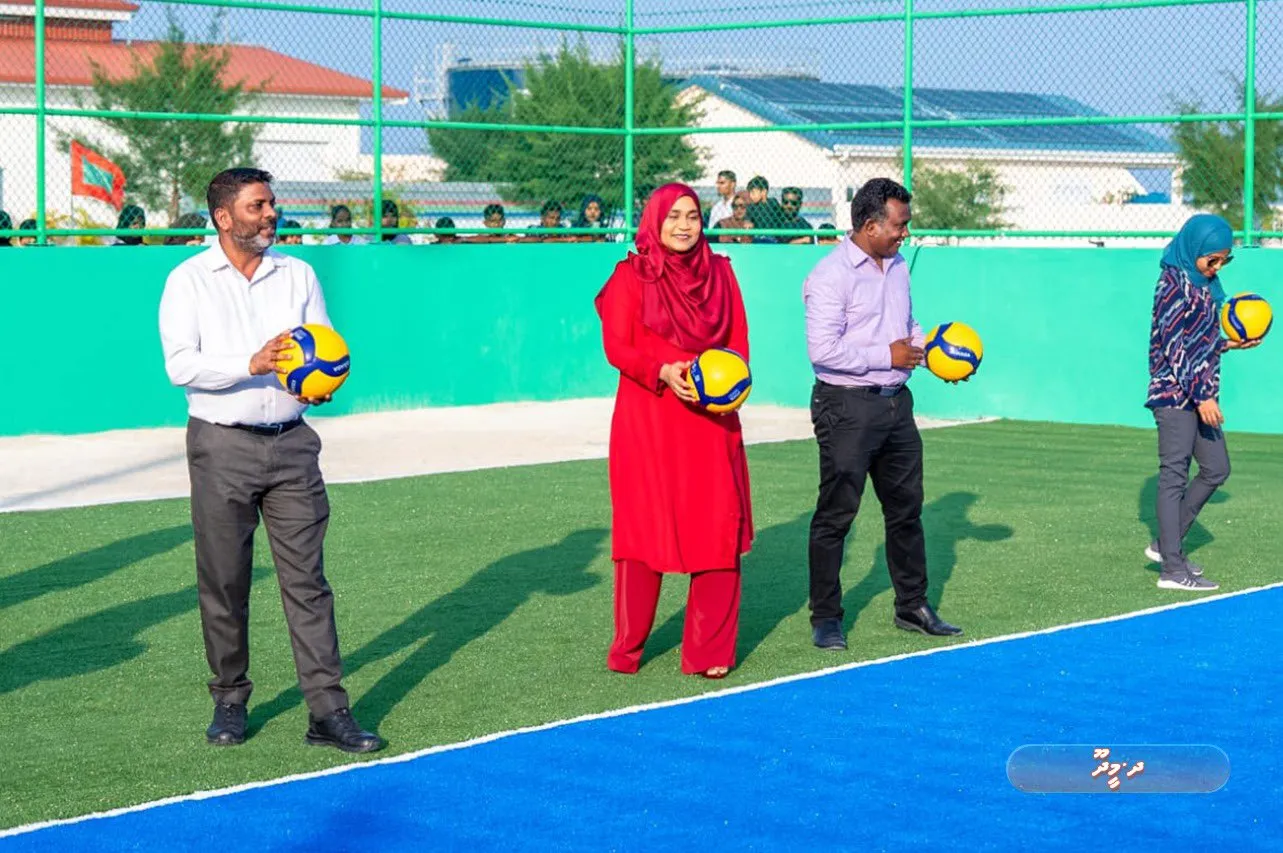 މީދޫ ވޮޅި ކޯޓު ހުޅުވުން:ފޮޓޯ/ އާރްޑީސީ