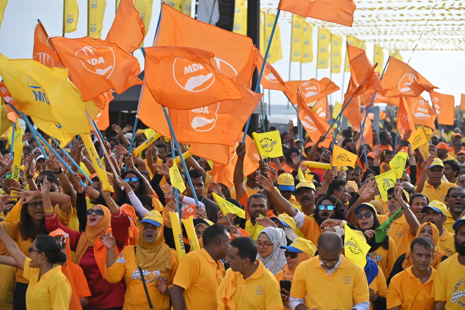 ކެމްޕޭނު ހަރަކާތްތެރިންނާއި އެކު ރައީސް ޞާލިޙްގެ ބައްދަލުވުމެއް މިރޭ