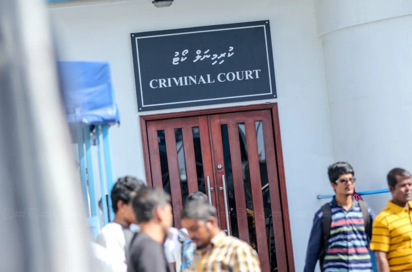 މީހެއްގެ ކޭޝް ކާޑު ބޭނުންކޮށްގެން ވިޔަފާރި ކުރި މީހެެއް ޖަލަށް!
