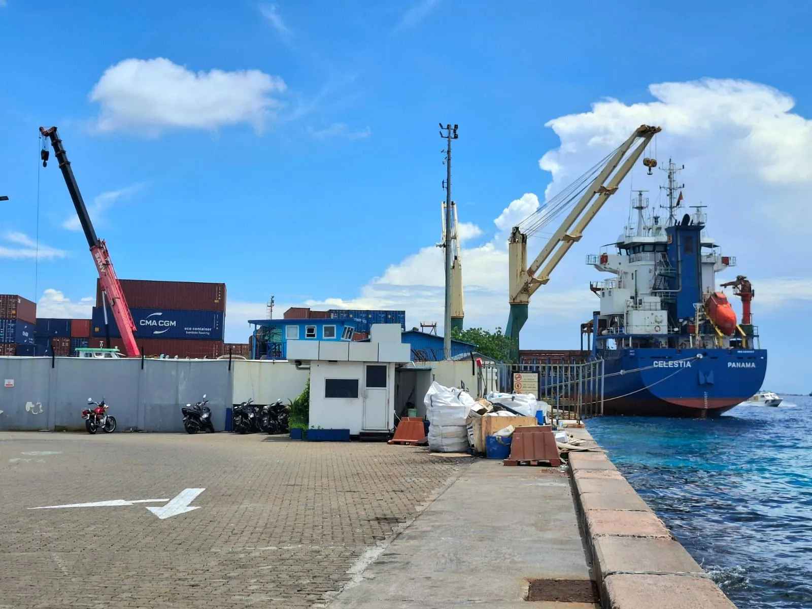 ކޮންޓެއިނާ ސްކޭންކުރެވޭ ނިޒާމްގެ މަސައްކަތް ނިމުމުން ސްމަގްލިން ވަރަށްބޮޑަށް ކޮންޓްރޯލްވާނެ: އިހުސާން