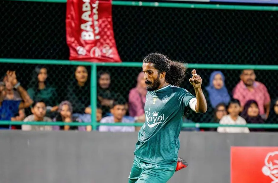 ސިނާހްގެ ދެލަނޑާއެކު ދޫނޑިގަލޯނާ ބަލިކޮށް ޑީއެސްއާރުސީ ސެމީފައިނަލުން ޖާގަ ހޯދައިފި