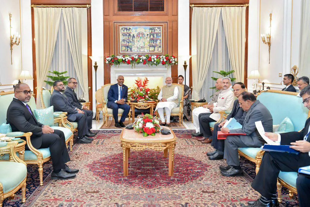 President Dr. Muizzu and India PM Narendra Modi along with other high level delagates from both countries having a discussion (Photo/President’s Office)