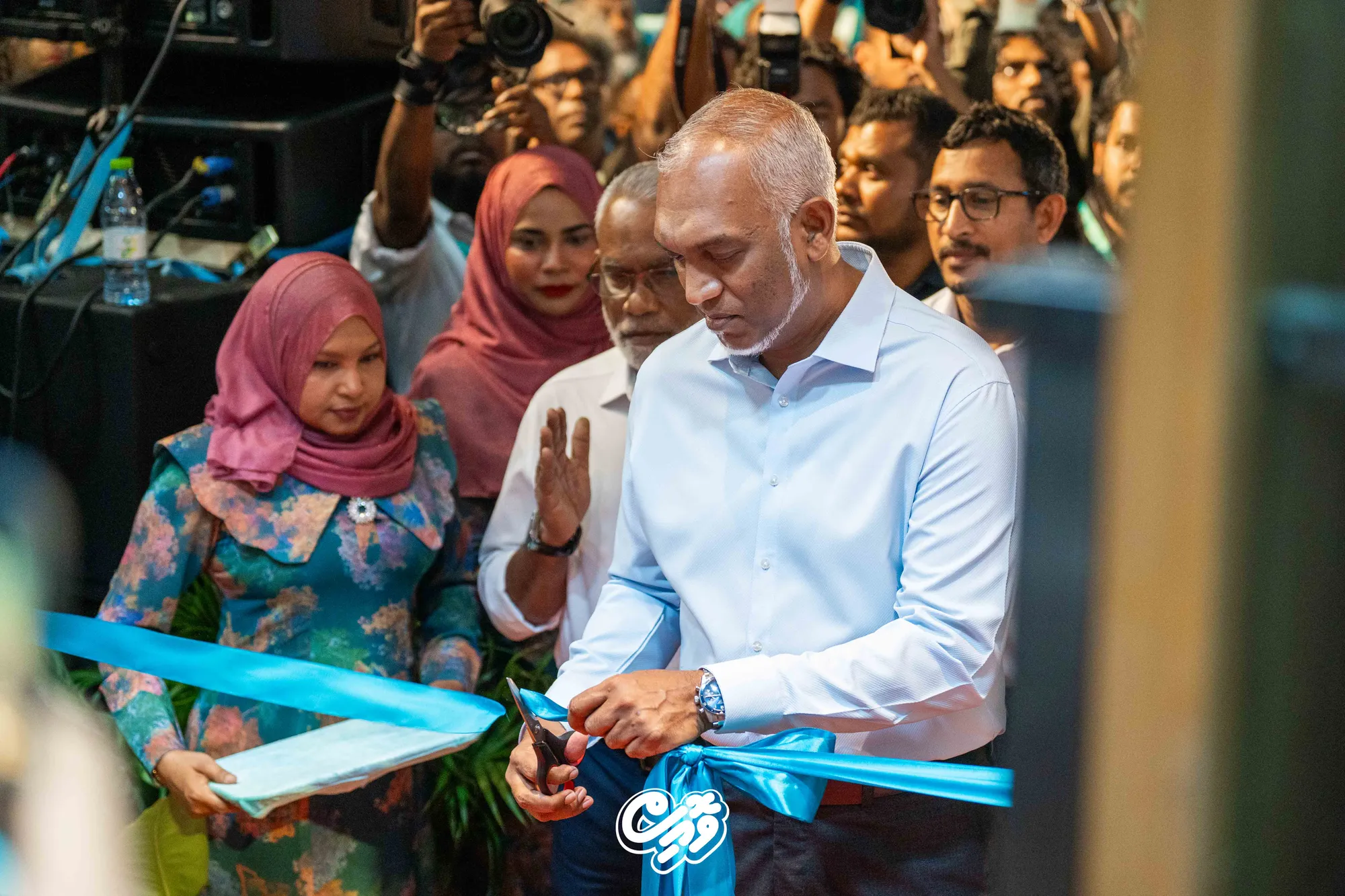 ޕީޕަލް ނެޝަނަލް ކޮންގްރެސްގެ މައި އޮފީސްހުޅުވައިފި