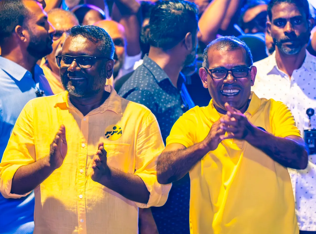 ނަޝީދު, ބޮޑުކޮށް ކުރީގައި; ފައްޔަ ކާމިޔާބު އިއުލާނު ކުރައްވައިފި