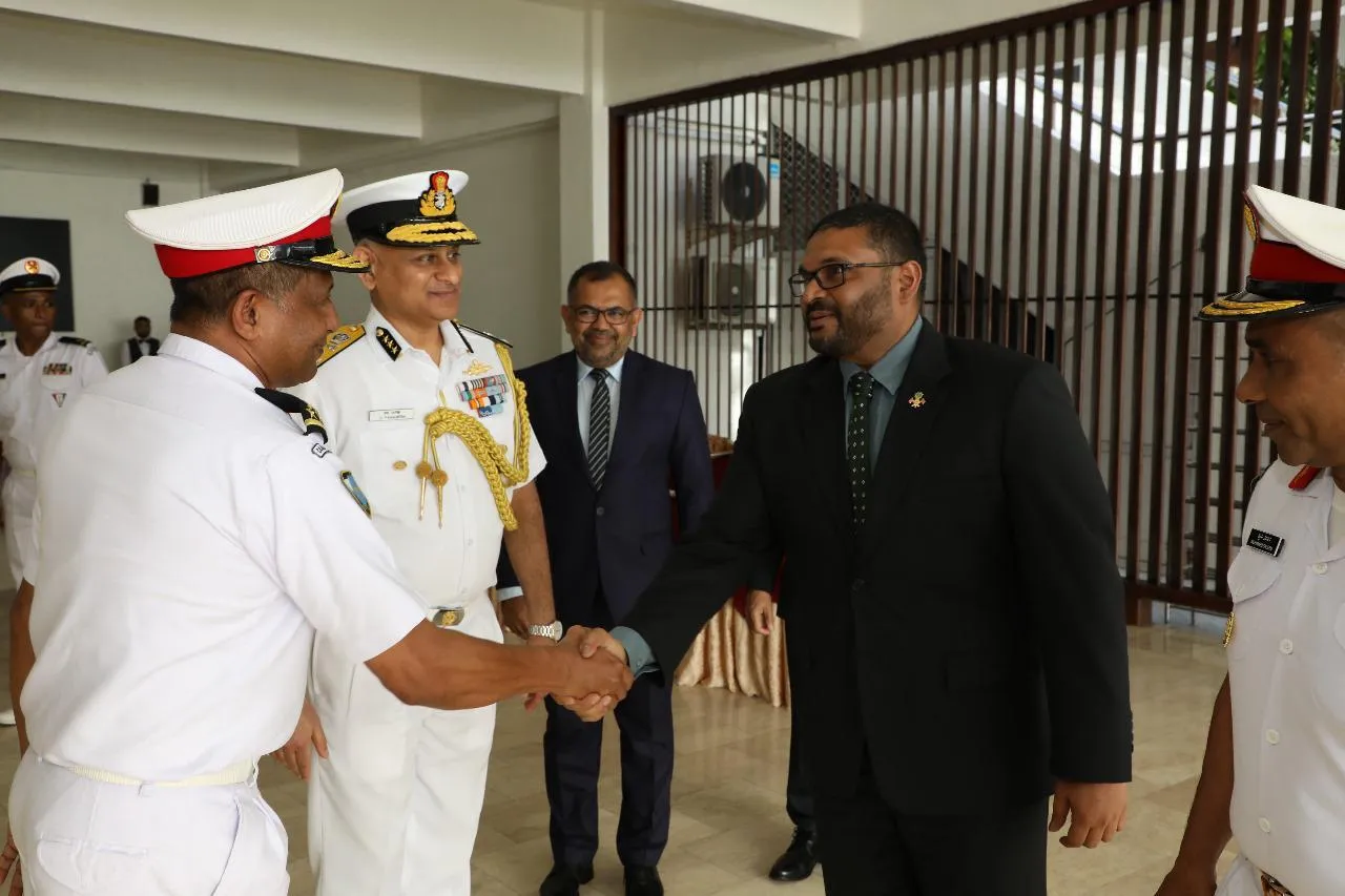 ކަނޑުގެ ސަލާމަތީ ކަންކަމަށް، ރާއްޖޭގެ ދިފާޢީ ބާރު ވަރުގަދަކުރަން ރައީސް ޚާއްސަ އިސްކަމެއް ދެއްވާ: ވަޒީރު ޣައްސާން