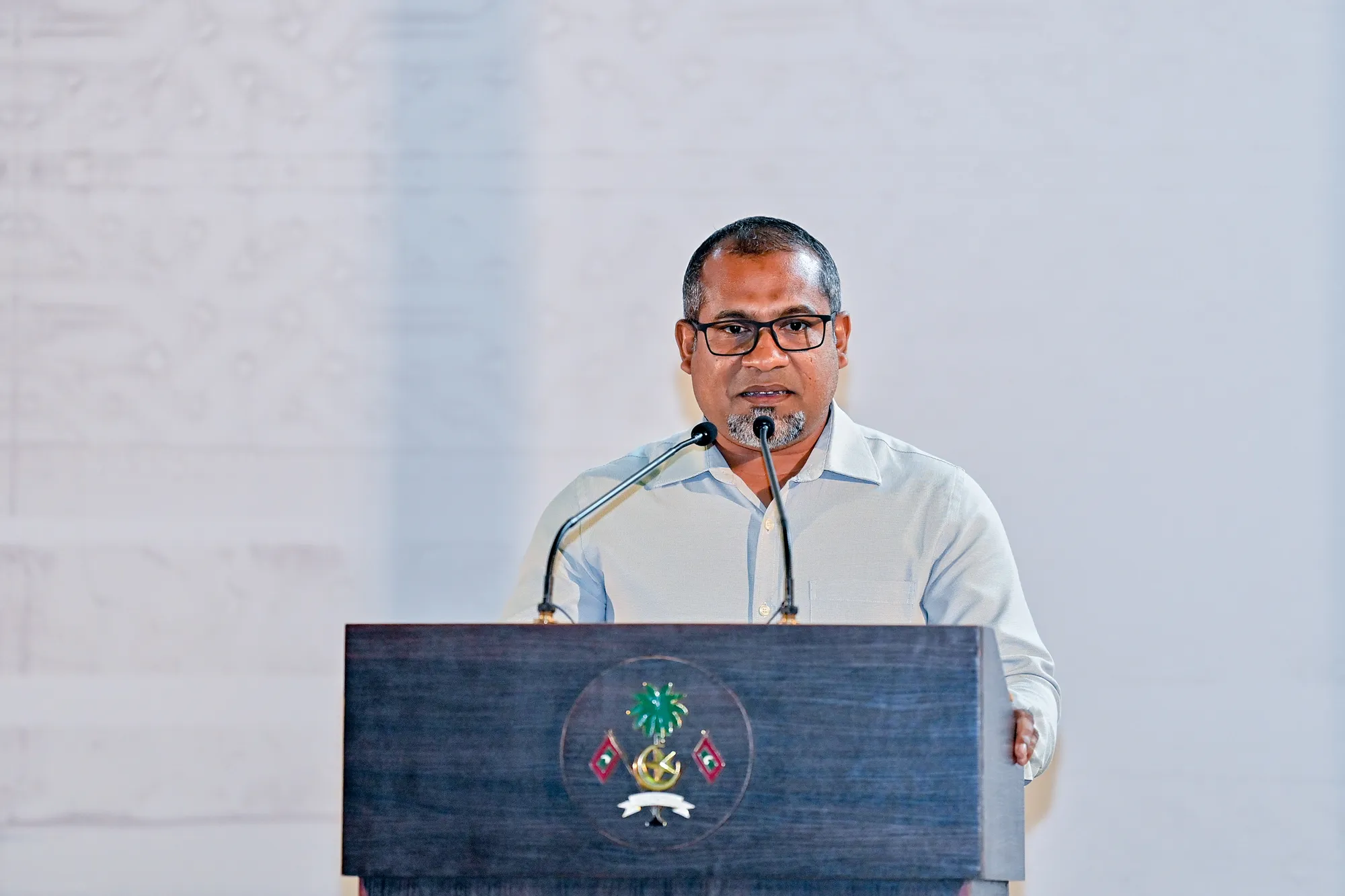 ސިއްހަތާއި ބެހޭ ވުޒާރާގެ ވަޒީރު ޑރ ޚަލީލް-- ފޮޓޯ/ރައީސް އޮފީސް