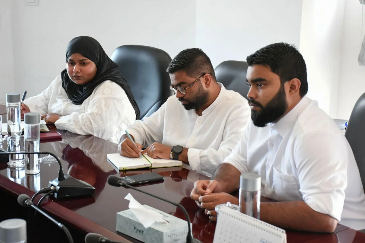 އަމިއްލަ ނަފްސަށް ގެއްލުންދިނުމުގެ ހާދިސާތައް ރިޕޯޓްކުރުމުގައި ޒިންމާދާރުވުމަށް އިލްތިމާސްކޮށްފި