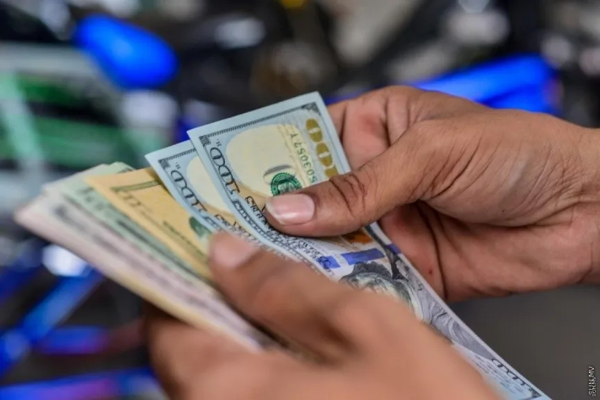 MMA names Rahaa Resort and South Palm Resort for failing to exchange dollars