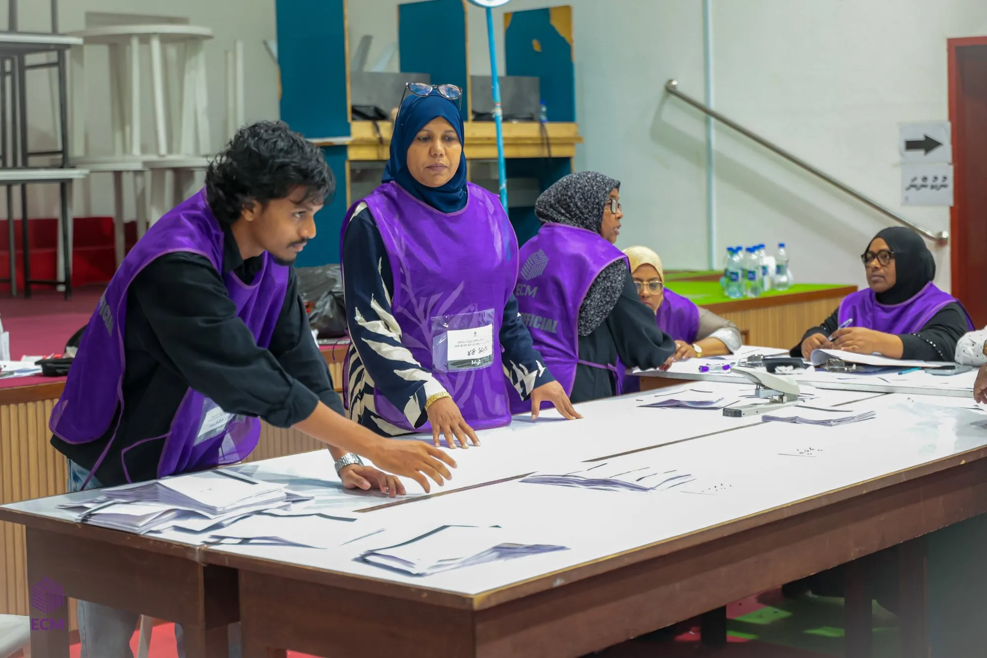 އަލަށް އިންތިޚާބުވި ކައުންސިލަރުން ހުވާކުރުން މޭއި 17 ވާ އާދިއްތަ ދުވަހު
