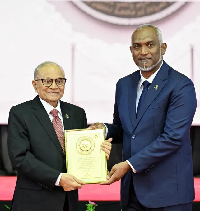 ދިވެހިން އުޅެންވީ ގޮތް މިކިޔައިދެއްވަނީ ރައީސް މައުމޫން
