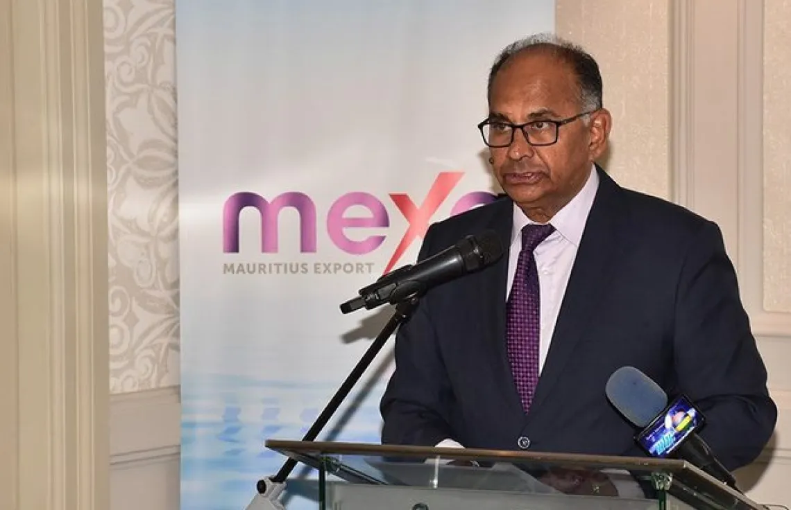 އަޅުގަނޑަކި ރާއްޖޭގެ ނިންމުންތަކަށް ނުފޫޒު ފޯރުވޭ ފެންވަރުގެ މީހެއް ނޫން: މޮރިޝަސް ފޮރިން މިނިސްޓަރ