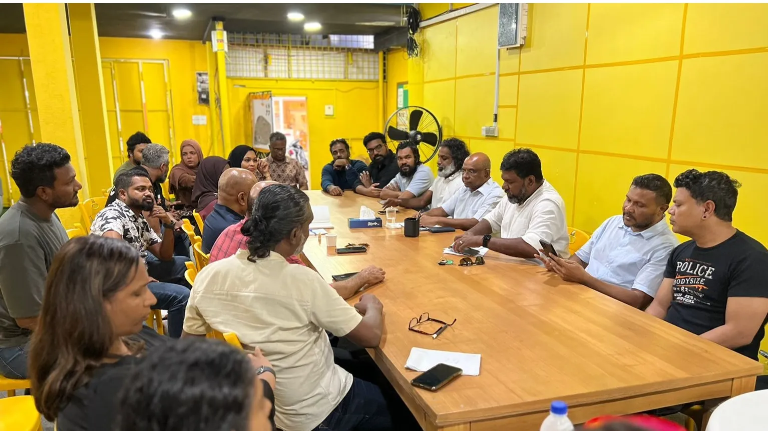 އެމްޑީޕީގެ ބައްދަލުވުމެއްގެ ތެރެއިން..