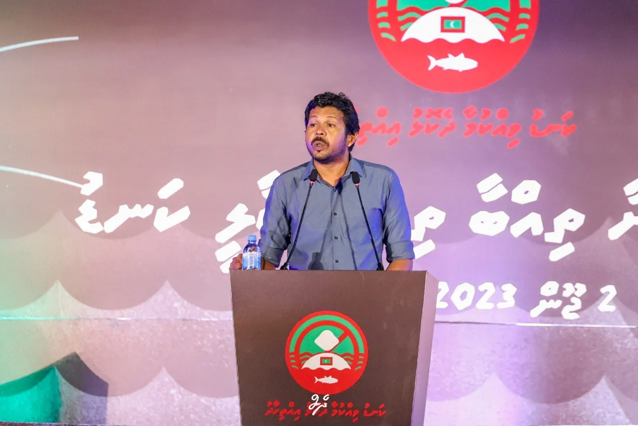ވޯޓުލާމީހުން ވޯޓުލާތަން ނޭނގި ބަދަލުކުރާ ޝަކުވާ އެބަލިބޭ، އެކަން ބަލަންޖެހޭ: ވަޙީދު