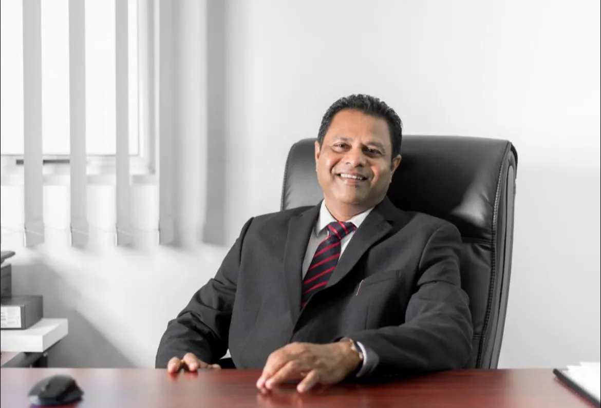 ގެދަބުޅި އިންޖީނުގެތަކާއި ބޮނބިނަރު ނެޓްވޯކްތައް އަޕްގްރޭޑު ކުރީމު – ދައުލަތުގެ ލޯ ލާރިއެއްގައިވެސް ޖެހިފައެއް ނޯންނާނެ: ފެނަކަ ސައީދު