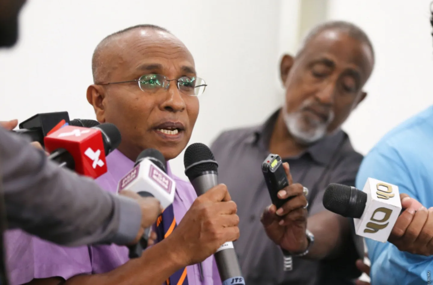 ނިޒާމީ ވޯޓާއި ގުޅޭގޮތުން ސާފުކުރަންޖެހޭ ކަންކަން މަޖިލީހަށް ހުށަހަޅައިފިން: އީސީ