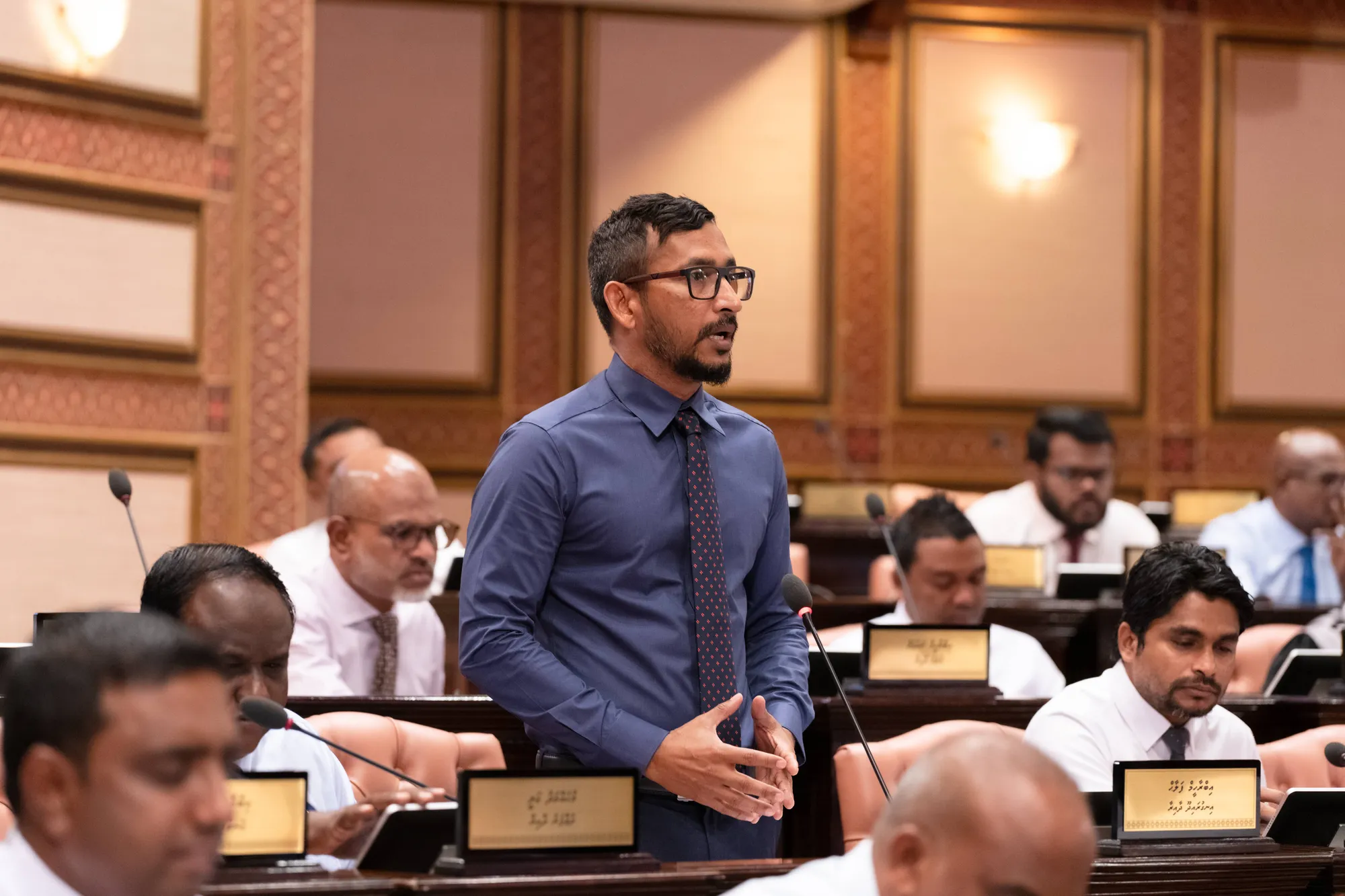 އިނގުރައިދޫ ދާއިރާ މެންބަރު އިބްރާހިމް ފަލާހް -- ފޮޓޯ: މަޖިލިސް