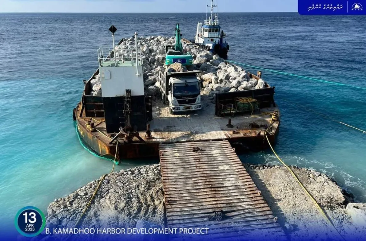 ބ. ކަމަދޫ ބަނދަރު ތަރައްޤީ ކުރުމުގެ މަޝްރޫއުގެ 54 އިންސައްތަ ނިމިއްޖެ