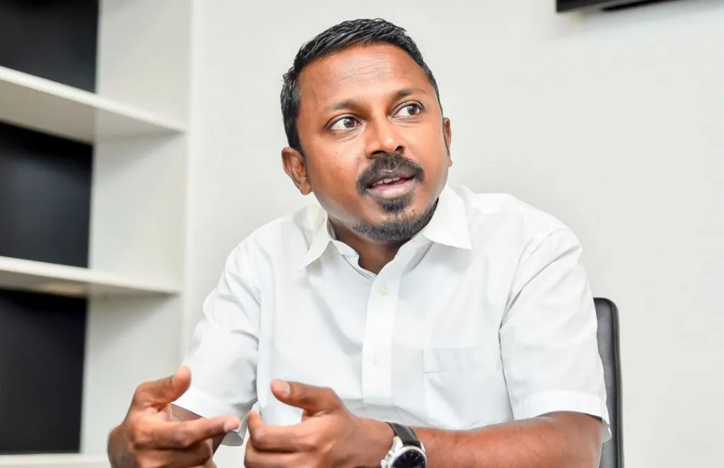 ކުރީ ސަރުކާރުން ގެއްލުމުގެ ބަދަލު ދެމުން ގެންދިޔައީ ގާނޫނާ ހިލާފަށް: އުޝާމް