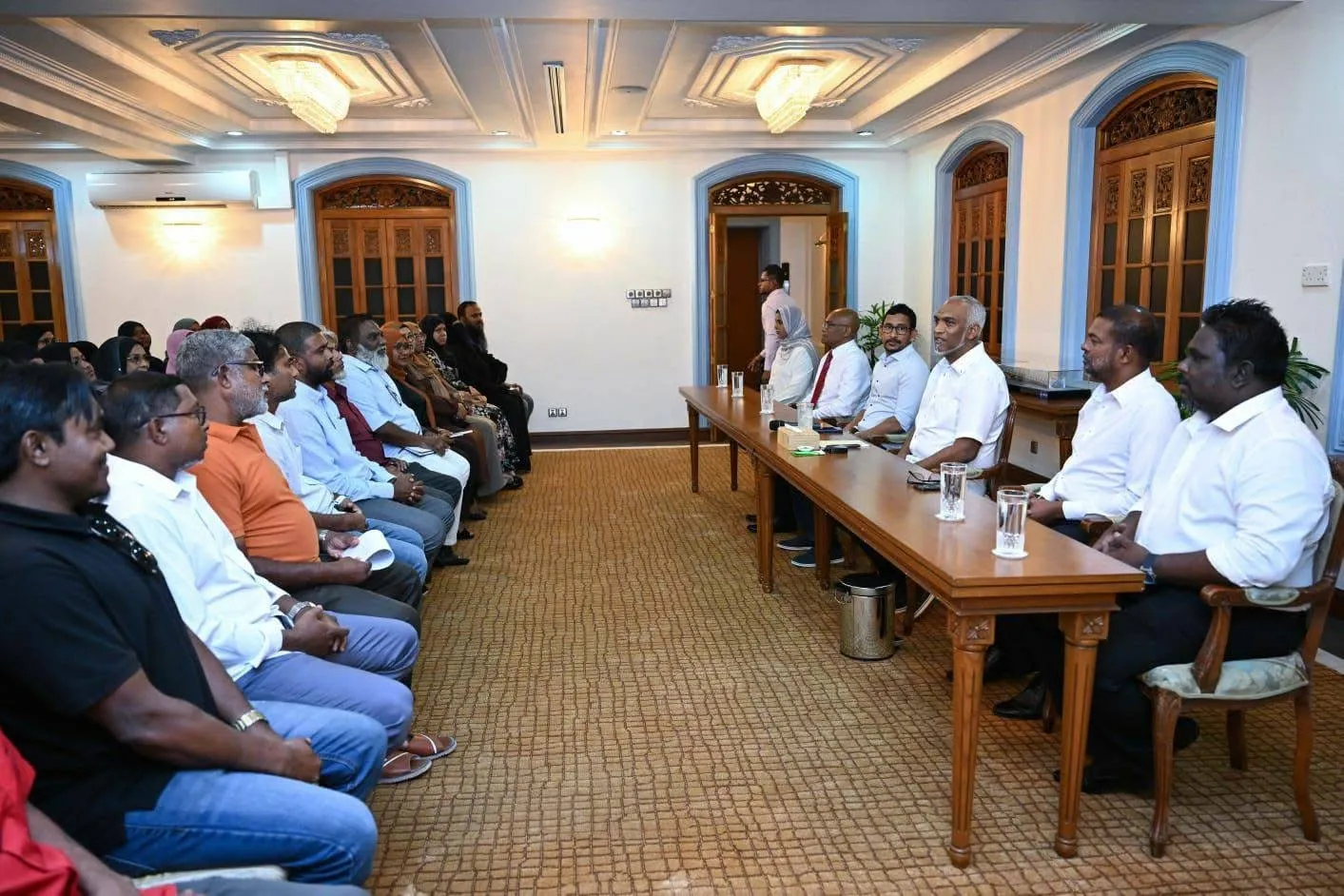 ރައީސުލްޖުމްހޫރިއްޔާ، މާލެ ރަށްވެހީންގެ ޖަމިއްޔާއާ ބައްދަލު ކުރެއްވުން