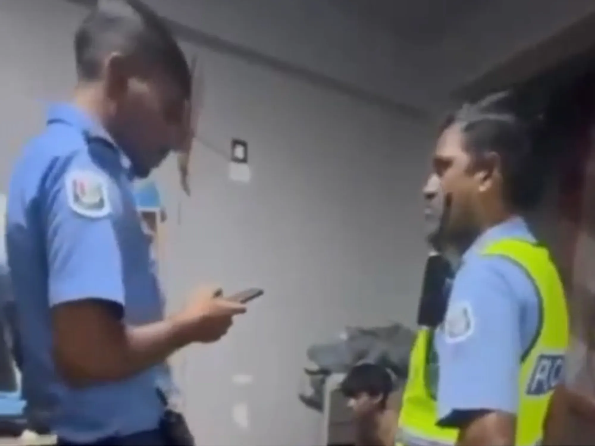 އާންމުވެފައިވާ ވީޑިއޯގެ ސްކްރީންޝޮޓެއް