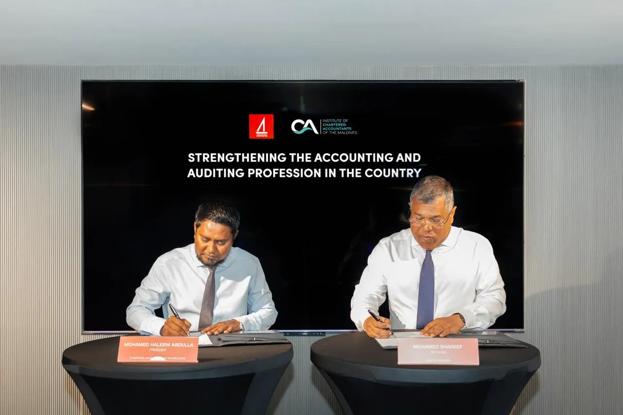 nk of Maldives (BML) signing a Memorandum of Understanding (MoU) with the Institute of Chartered Accountants of the Maldives (CA Maldives)