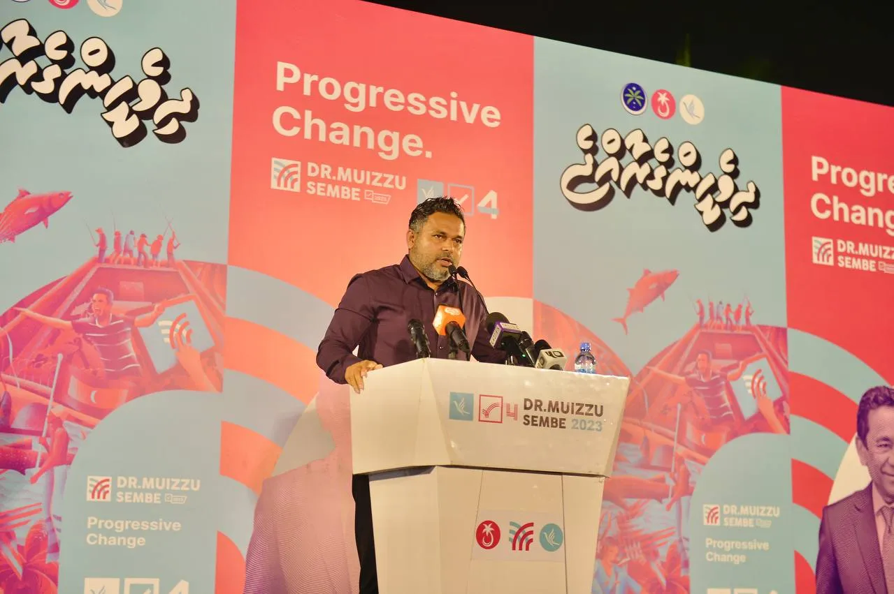 ޝިޔާމު ވިދާޅުވެދެއްވީ މަޝްރޫއުތައް ނުނިމި ދެގުނައަށް އަގު ބޮޑުވާ ސަބަބު!