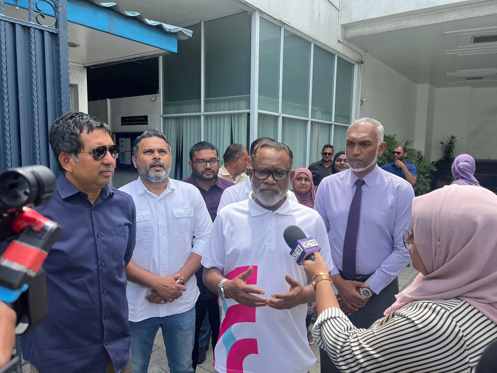 ކެންޑިޑެސީ ފޯމު ލާ މުއްދަތު ހަމަވާއިރުވެސް ހައިކޯޓް މައްސަލަ ނިމޭނެކަމެއް ނޭނގެ: އިދިކޮޅު