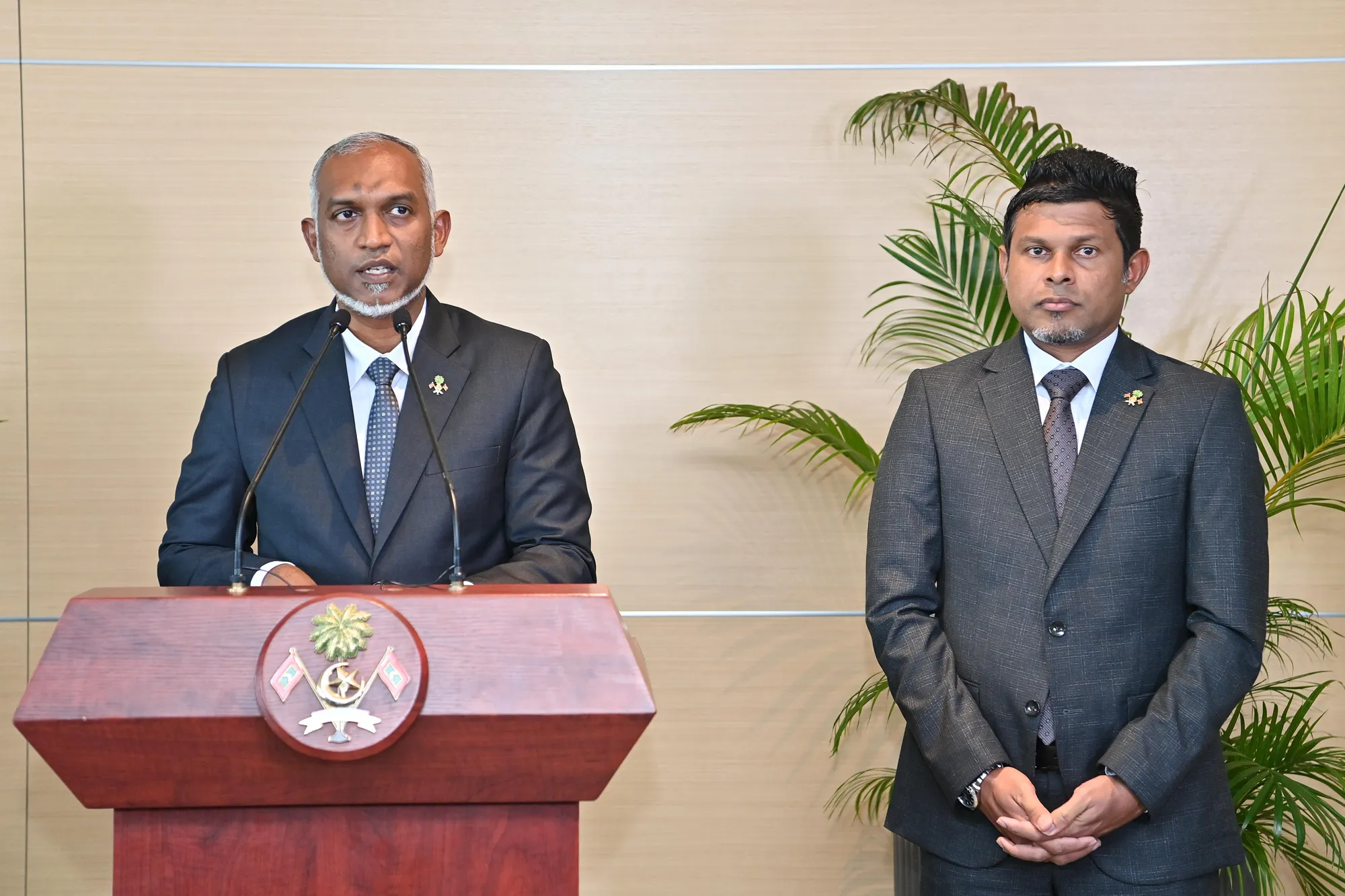 ޔޫއޭއީއަށާއި ތައިލެންޑަށް އިރާދަކުރެއްވިއްޔާ އަޅުގަނޑުމެންގެ އާސަންދަ ފުޅާކުރާނަން: ޑރ. މުޢިއްޒު