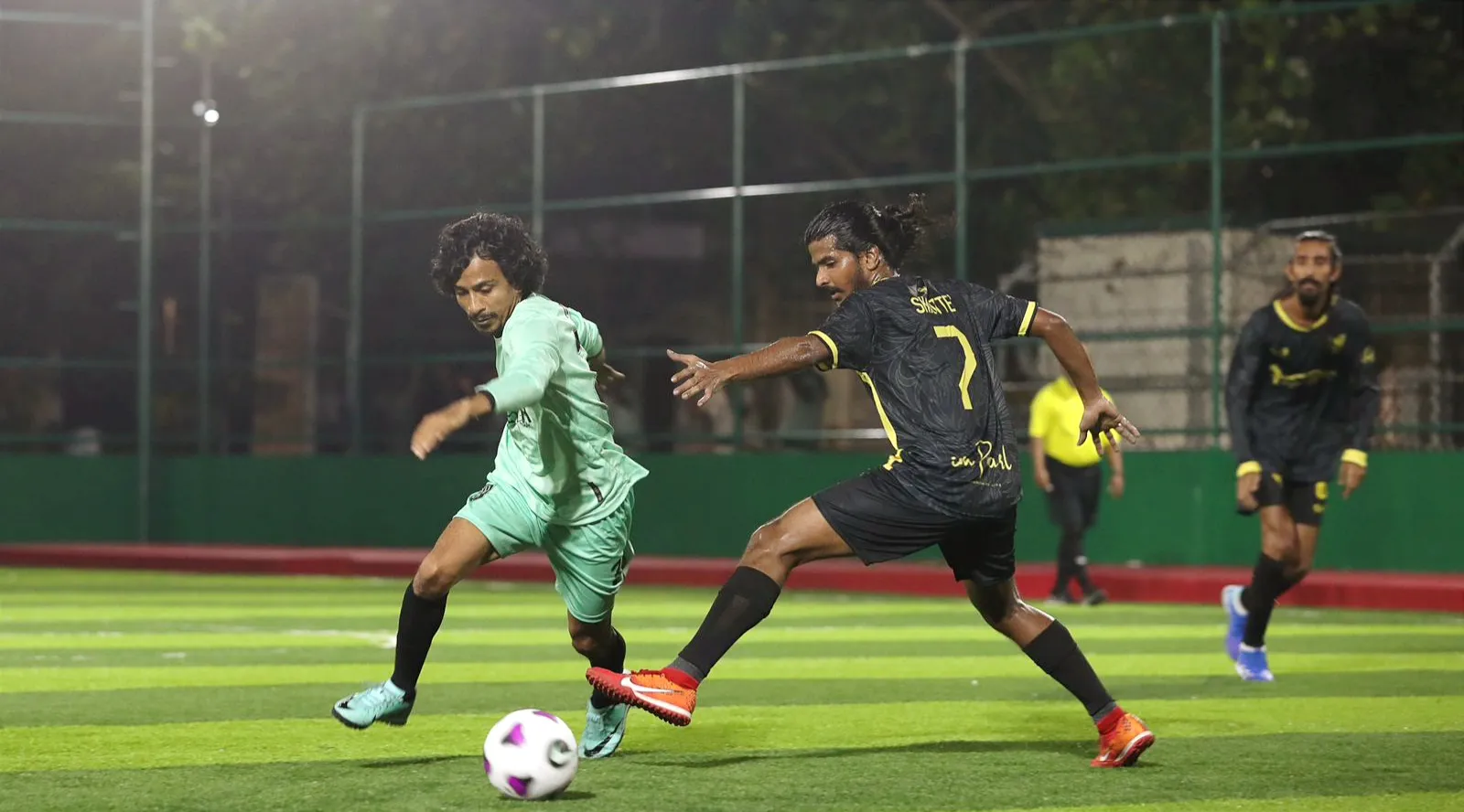 ވާދަވެރި ކުޅުމަކަށްފަހު ކުރެންދޫ ބަލިކޮށް އާރުޑީއެލް އިން މުބާރާތުގެ ފެށުން ރަނގަޅުކޮށްފި