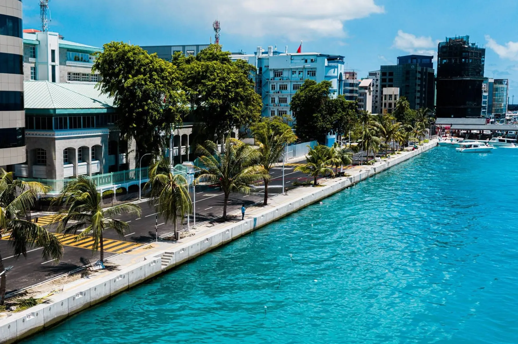 ބޮޑުތަކުރުފާނު މަގުގައި އެންމެފަހުން ހެދިބައި އާއްމު ޓްރެފިކަށް ހުޅުވާލައިފި