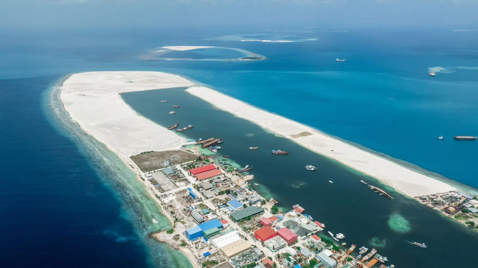 ތިލަފުށީ ބަނދަރު މަޝްރޫޢު އަންނަ އަހަރު ނޮވެމްބަރަށް ހުޅުވުމަށް އަމާޒު ހިފައިފި