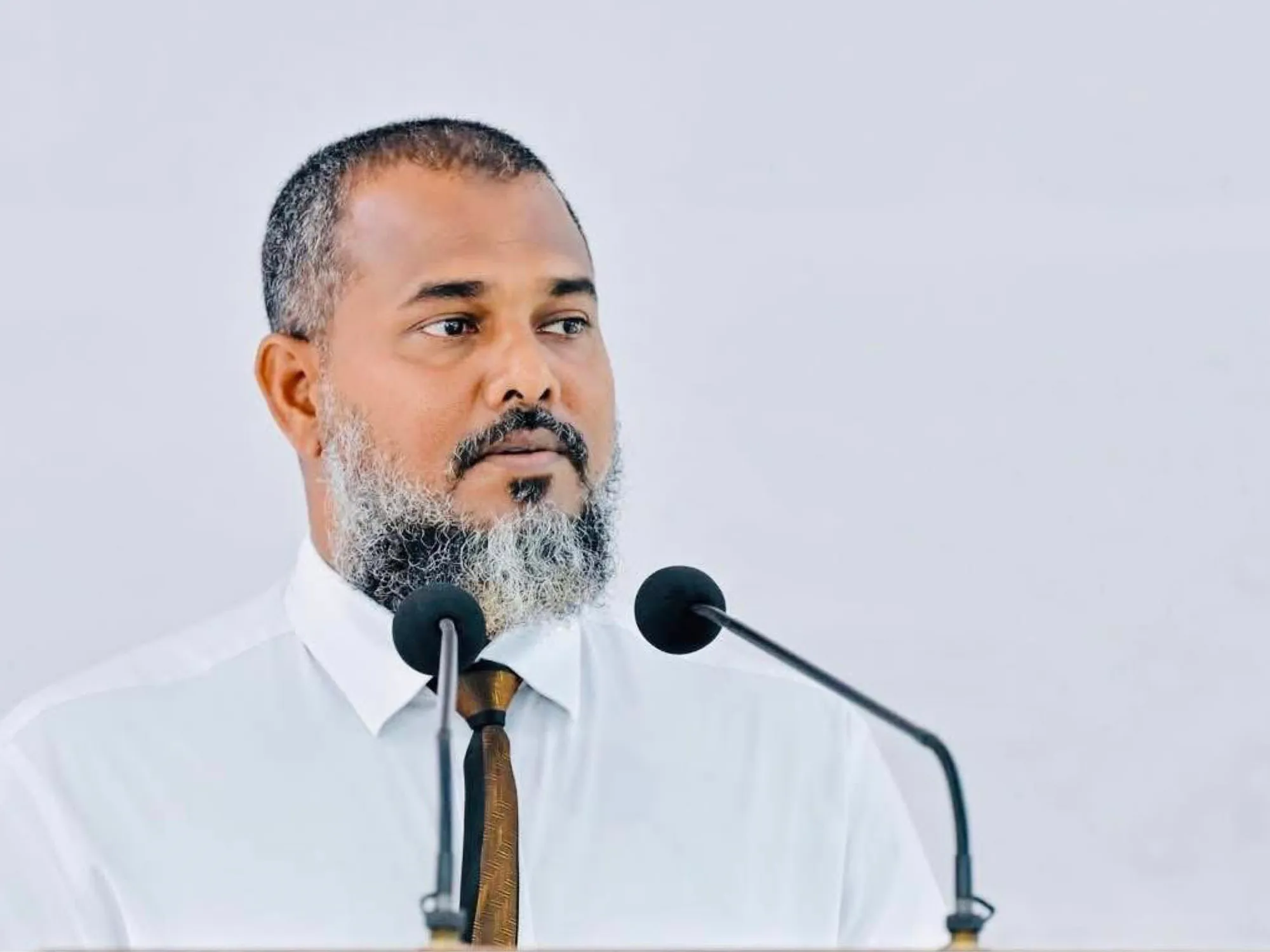 އަހްމަދަށް ރެކޯޑެއް; ކިނޮޅަސް ރައީސް ކަމުގެ ފަސްވަނަ ދައުރަށް އިންތިހާބުވެއްޖެ