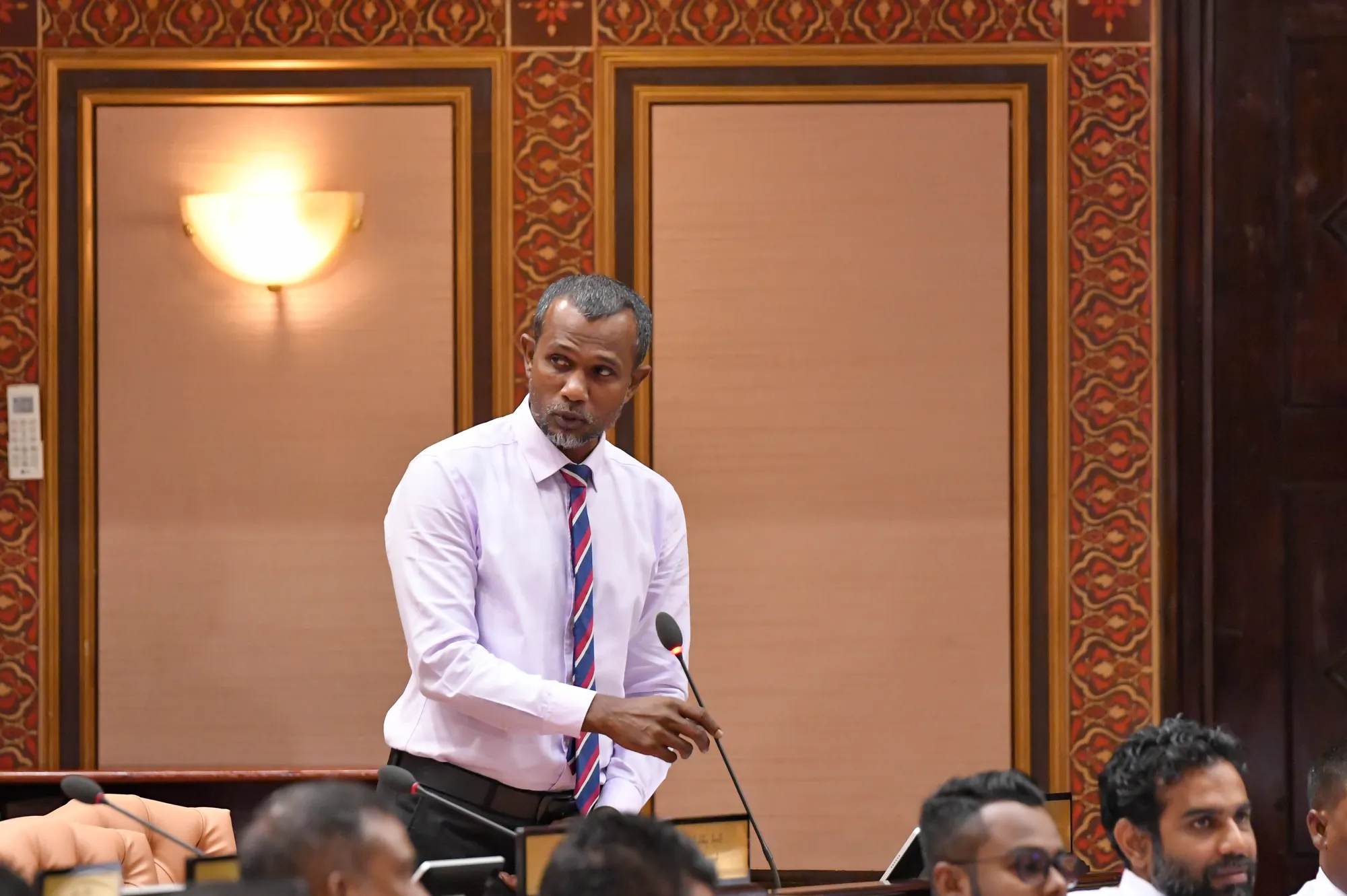 މަހިބަދޫ ދާއިރާގެ މެންބަރު އަޙްމަދު ޠާރިޤް: ފޮޓޯ/ މަޖިލިސް