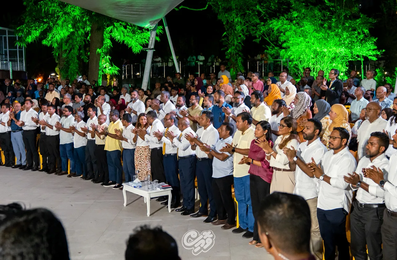 އެމްޑީޕީއަށް ރައީސް ނަޝީދު އަލުން ގުޅުމަށް ބޭއްވި ޖަލްސާގެ ތެރެއިން: ފޮޓޯ/ ވޮއިސް