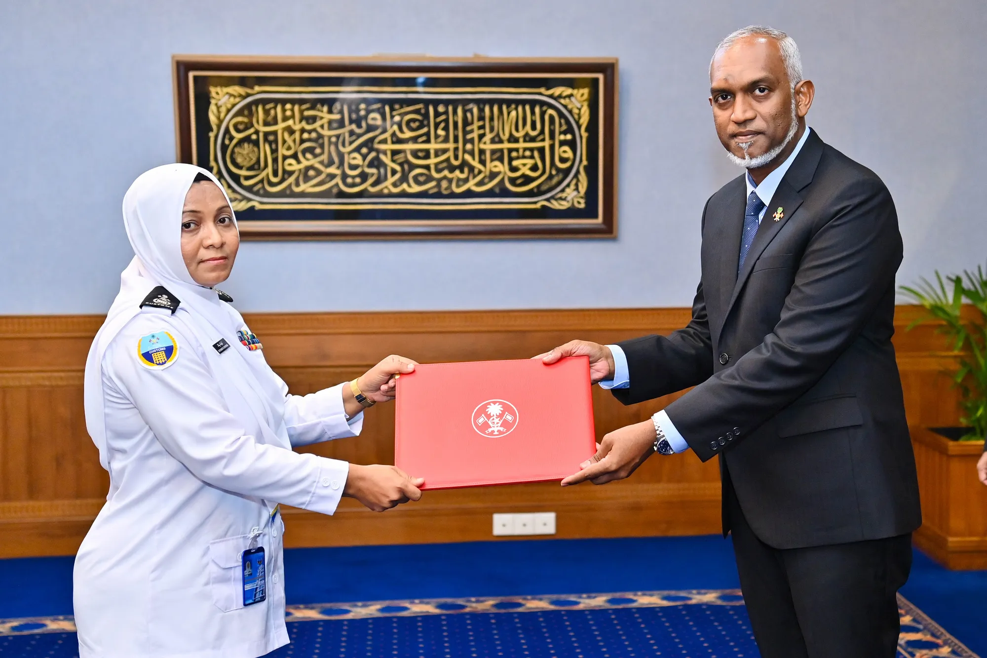 ކޮމިޝަނަރ ޖެނެރަލް އޮފް ކަސްޓަމްސް އަށް ދިޔާނާ؛ މާނިޔު ސްޓޭޓް މިނިސްޓަރ ކަމަށް!