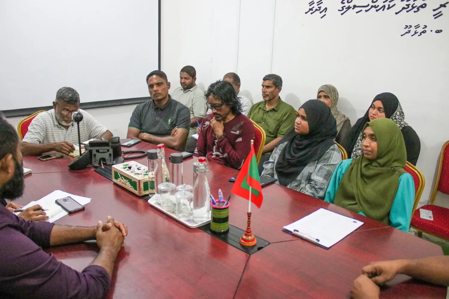 ތުޅާދޫގައި ބޭއްވި ބައްދަލުވުން