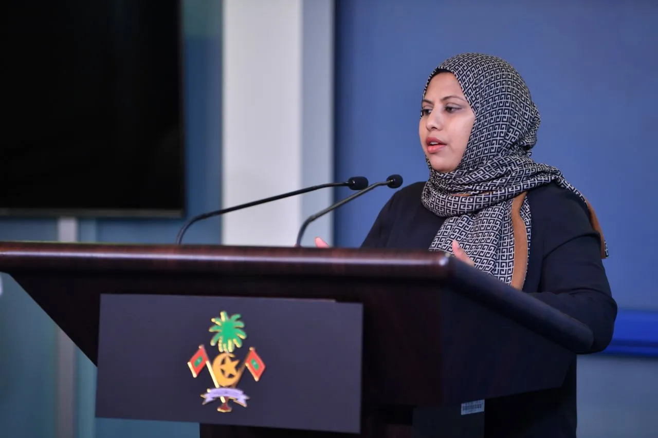 ރައީސް އޮފީހުގެ އިސް ތަރުޖަމާނު ހީނާ ވަލީދު: ފޮޓޯ/ ރައީސް އޮފީސް
