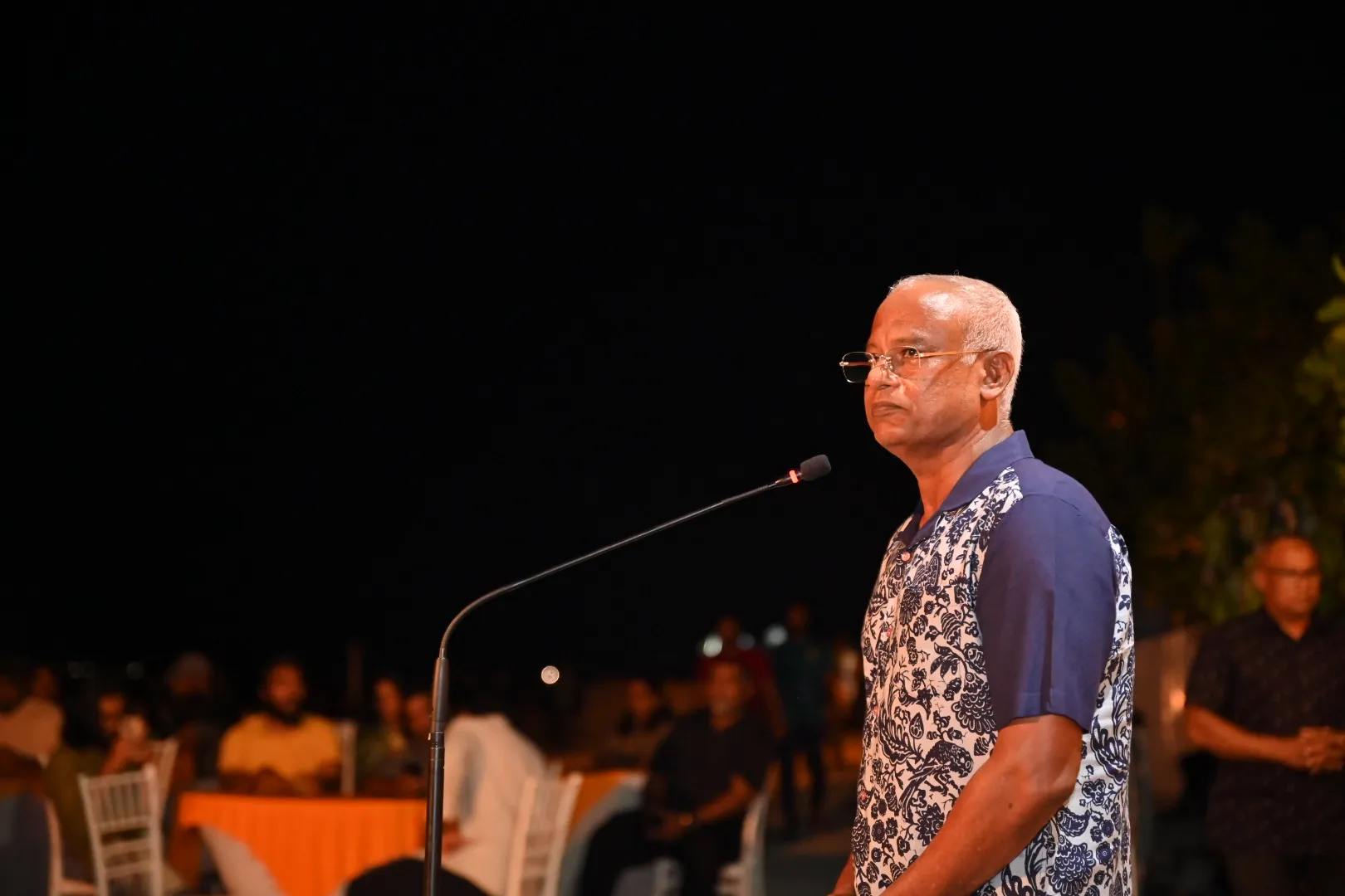 ބިއްލޫރި ހޮޅިއެއްގެ ތެރެއިން މާލޭ ރައްޔިތުން ގެންދަން ނޫޅުއްވާ: ރައީސް ޞާލިހު