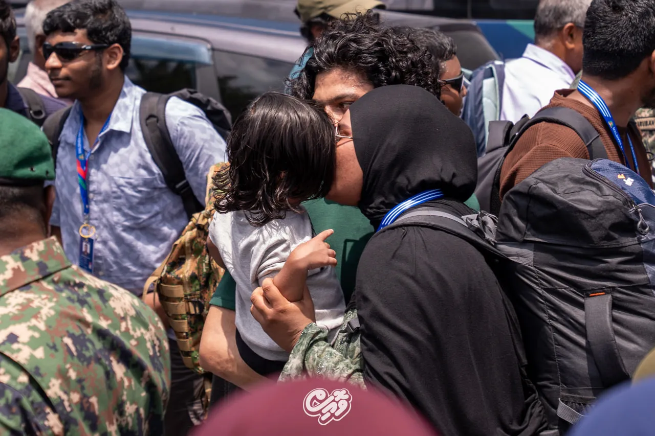 ދިވެހި ވަޠަނީ ޚިދުމަތުގެ 4 ވަނަ ބެޗްގެ ދަރިވަރުން، އަސާސީ ތަމްރީންތަކަށް ފުރުން