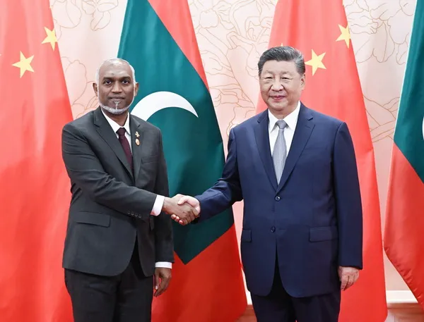 ޗައިނާގެ ރައީސް ޝީ ޖިންޕިންގ އާއި ރައީސުލްޖުމްހޫރިއްޔާ ޑރ. މުޙައްމަދު މުޢިއްޒު