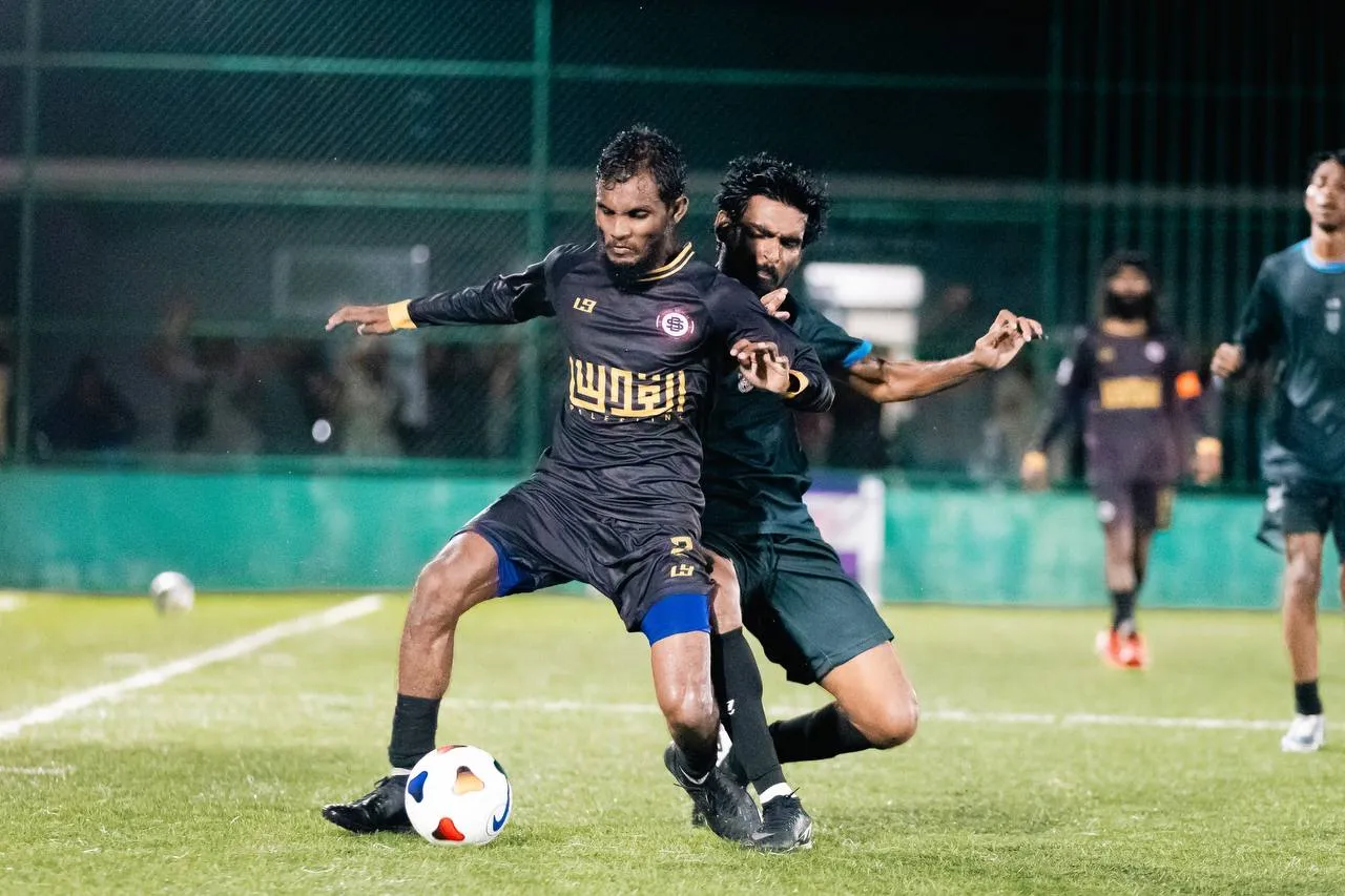 ވާދަވެރި ކުޅުމަކަށްފަހު ސްޓްރީޓް ބުރަދާސް އިން ހަލަފް ބަލިކޮށްފި