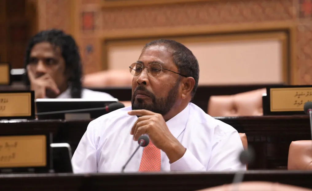 މިފްކޯއަށް ދޭ ލުއިތައް އަމިއްލަ ކުންފުނިތަކަށްވެސް ދޭންޖެހޭ: ޤާސިމް