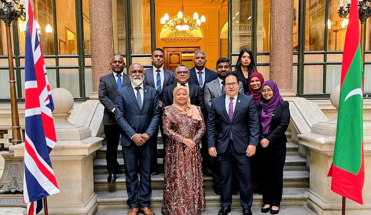 ރާއްޖޭގެ ކަނޑުގެ ސަލާމަތާއި ދިފާޢީ ދާއިރާއިން ޤާބިލުކަން އިތުރުކުރަން އެހީވާނެ ކަމުގެ ޔަގީންކަން އިނގިރޭސިވިލާތުންދީފި