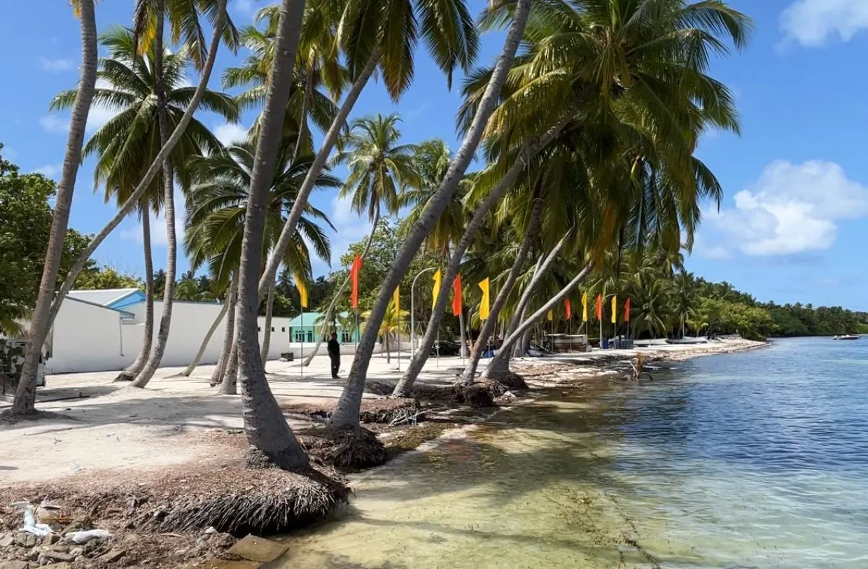 މ ރަތްމަންދޫ: ފޮޓޯ/ ސަން