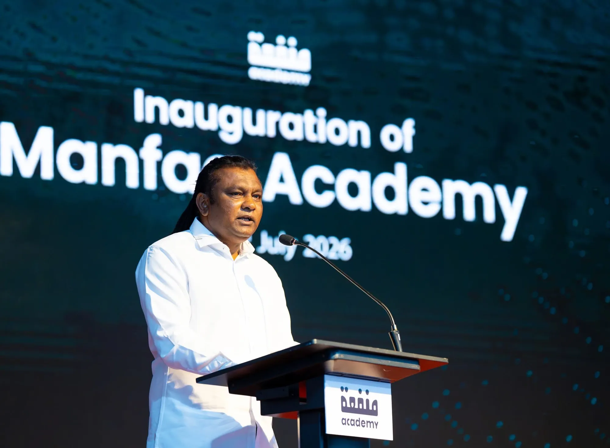 ރޭގެ ރަސްމިއްޔާތުގައި ކޯޗް ސުޒެއިން ވާހަކަ ދައްކަވަނީ