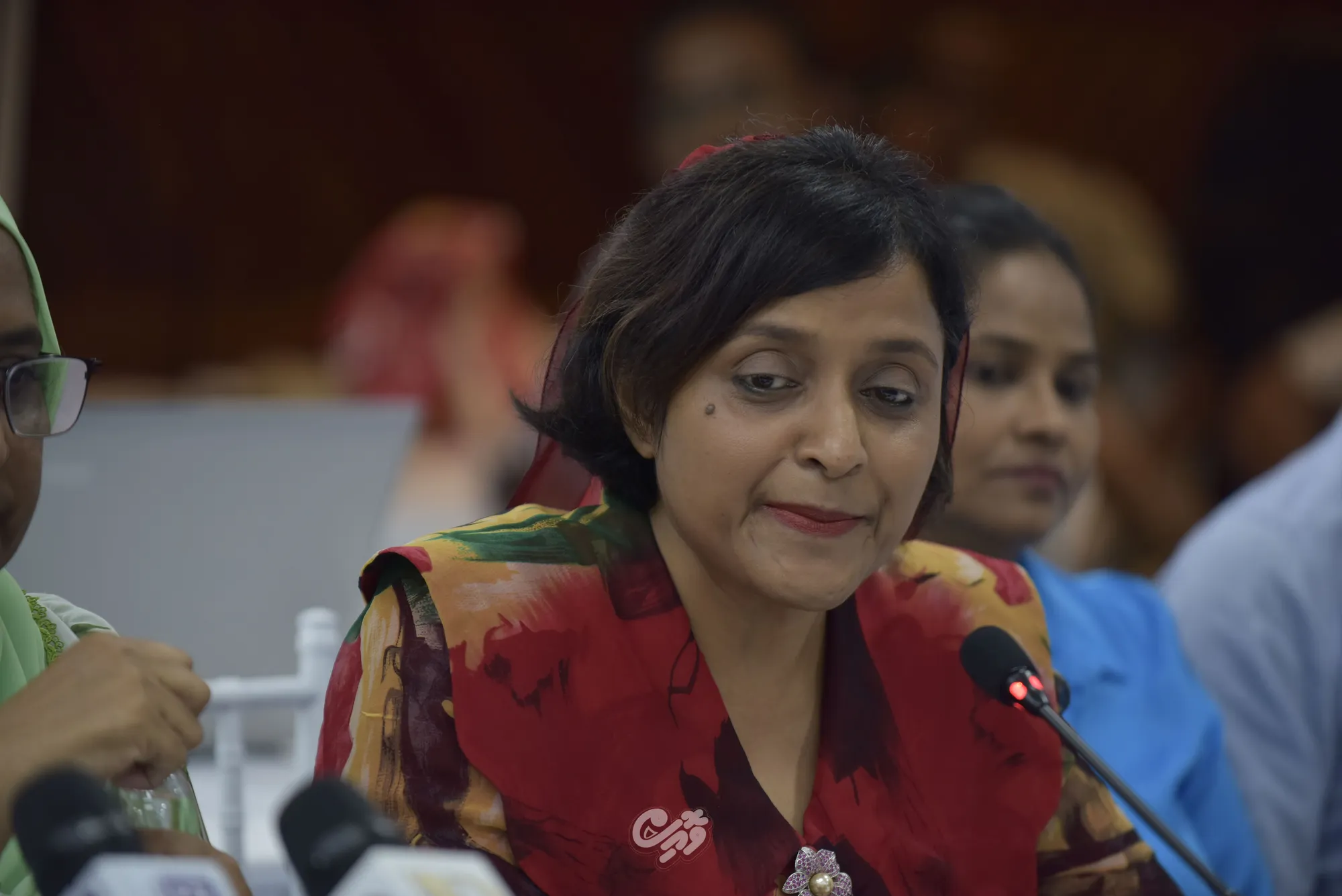 ސާބިއާގެ ރައީސް އެހާ ޔަގީން ކަމާއެކު ކޮސޯވޯގެ ވާހަކަ އިއުލާނުކުރީ ޝާހިދު ކީކޭ ބުނީމަބާ؟: ދުންޔާ