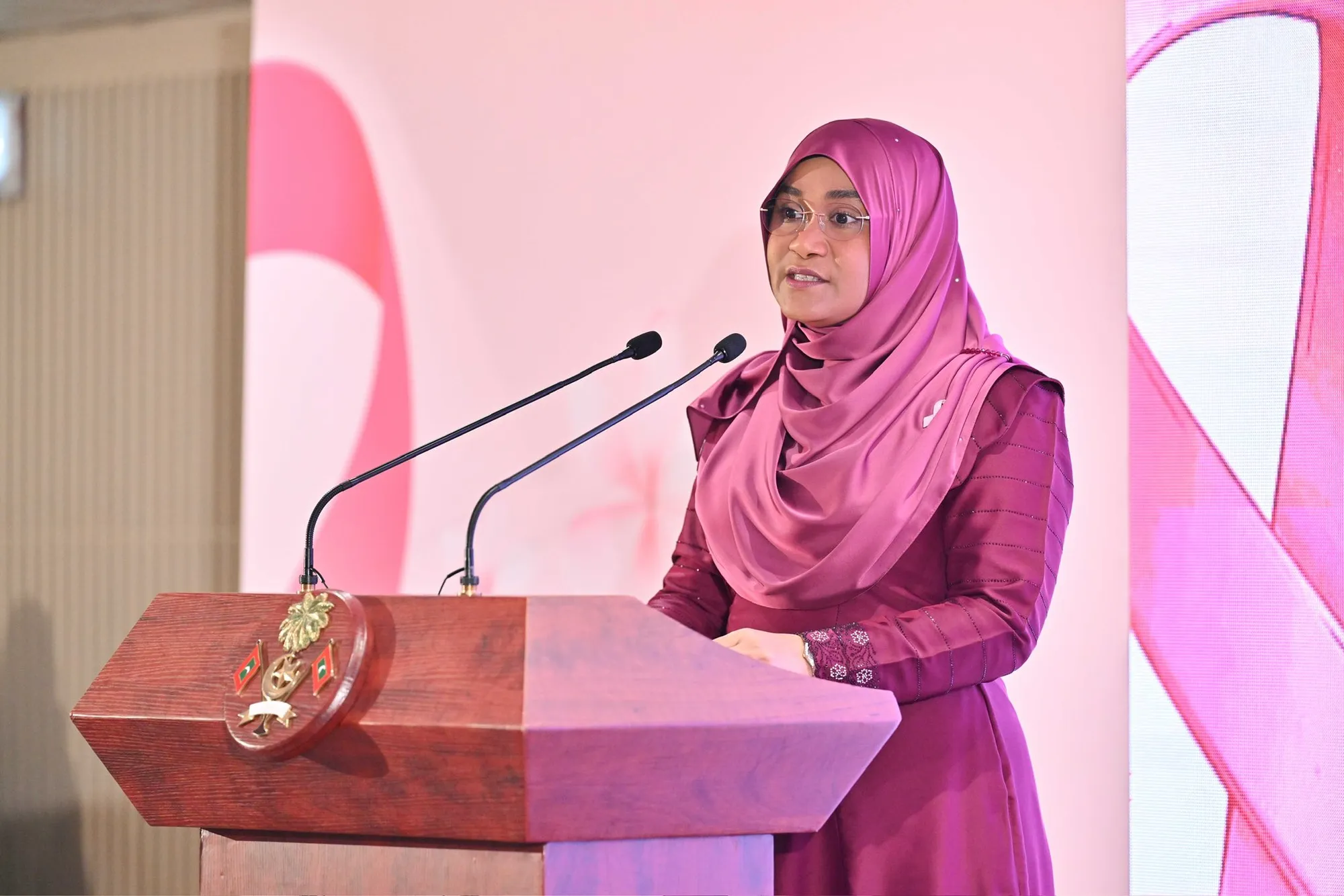 އުރަމަތީގެ ކެންސަރަށް ޝައްކު ކުރެވޭ ނަމަ، ވަގުތުން އެހީތެރިކަން ހޯއްދެވުމަށް ގޮވާލައްވައިފި